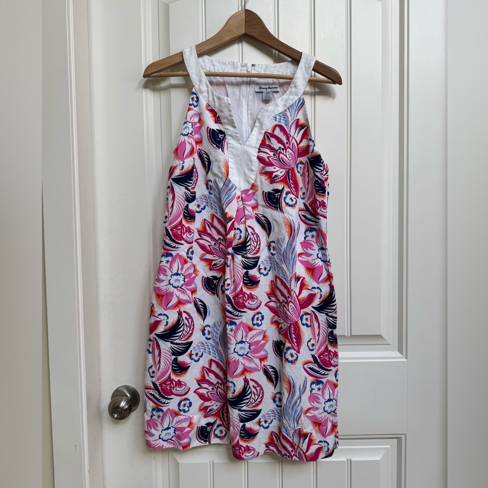 Tommy Bahama Linen Blend Pink & White Tropical Print Mini Halter Dress. Size S
